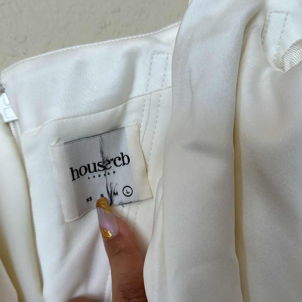 HOUSE OF CB 'Emilie' Off White Satin Mermaid Bridal Gown NWOT size L - Picture 13 of 15